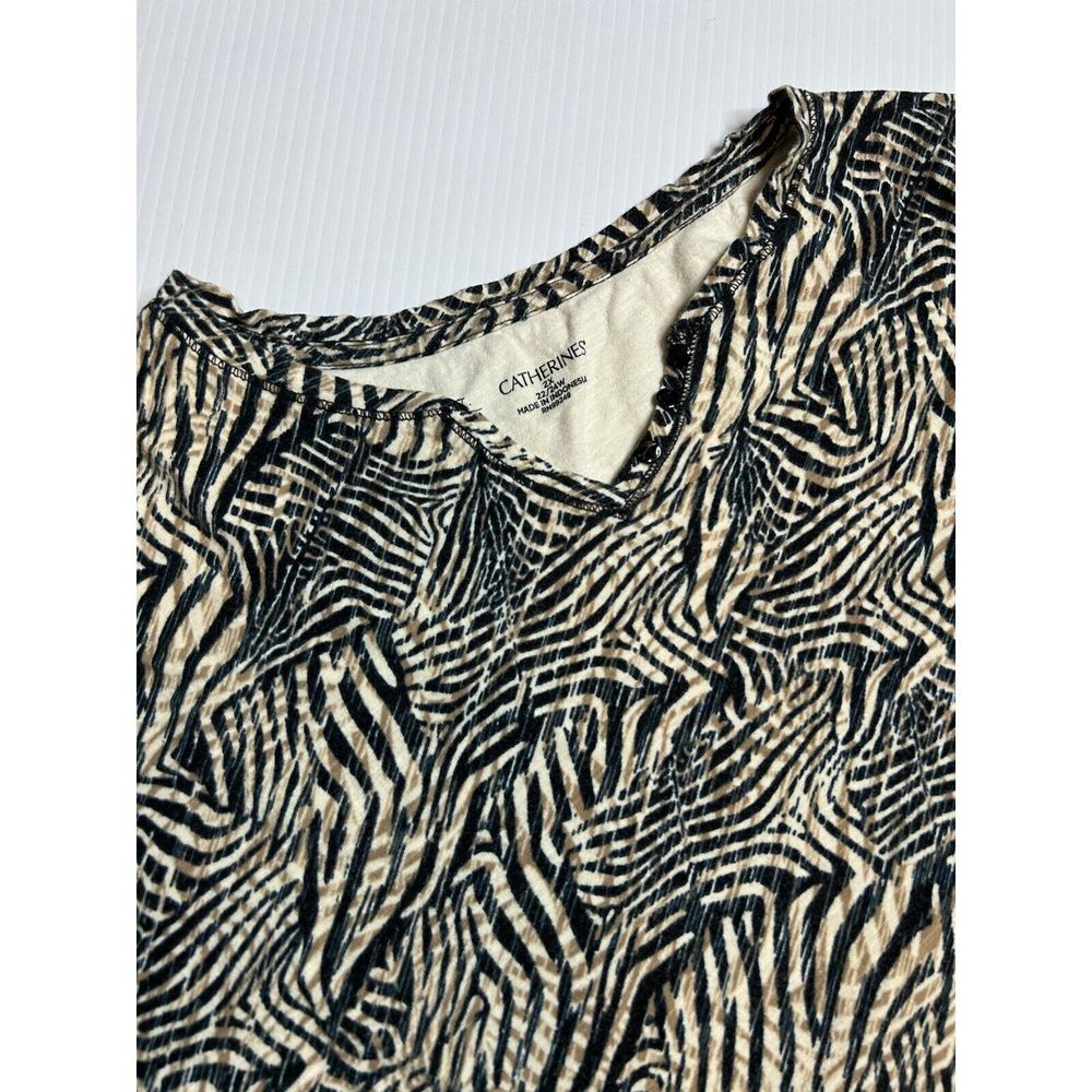 Catherines Womens 2X Black Brown Safari/ Zebra V-Neck Short Sleeve Tunic Shirt‎